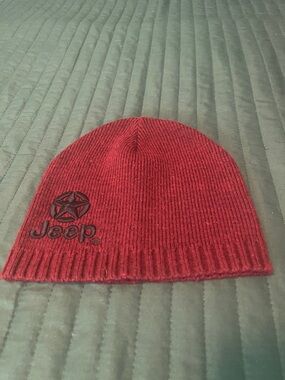 Jeep Maroon Ribbed Knit Beanie